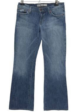 Joe's Jeans The Provocateur Bootcut Jeans Medium Wash Denim. 28.
